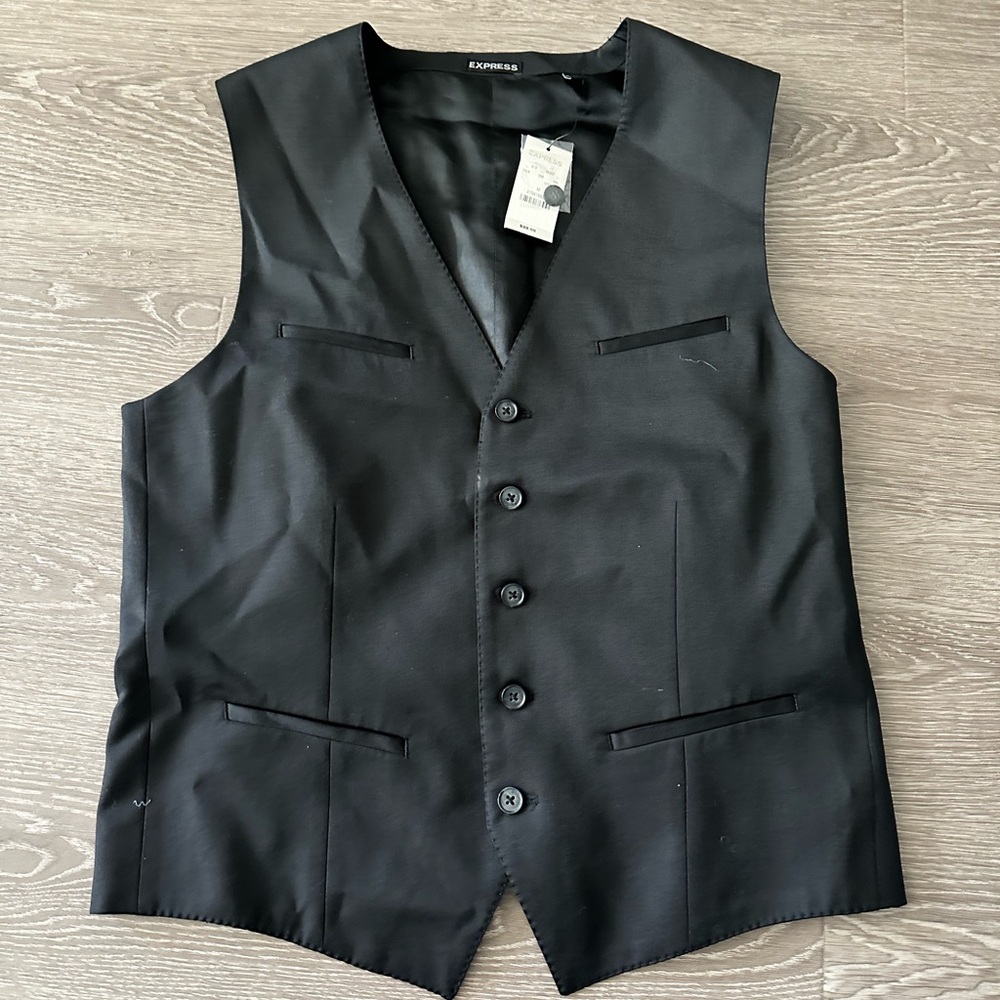 Express - Men Vest Size M